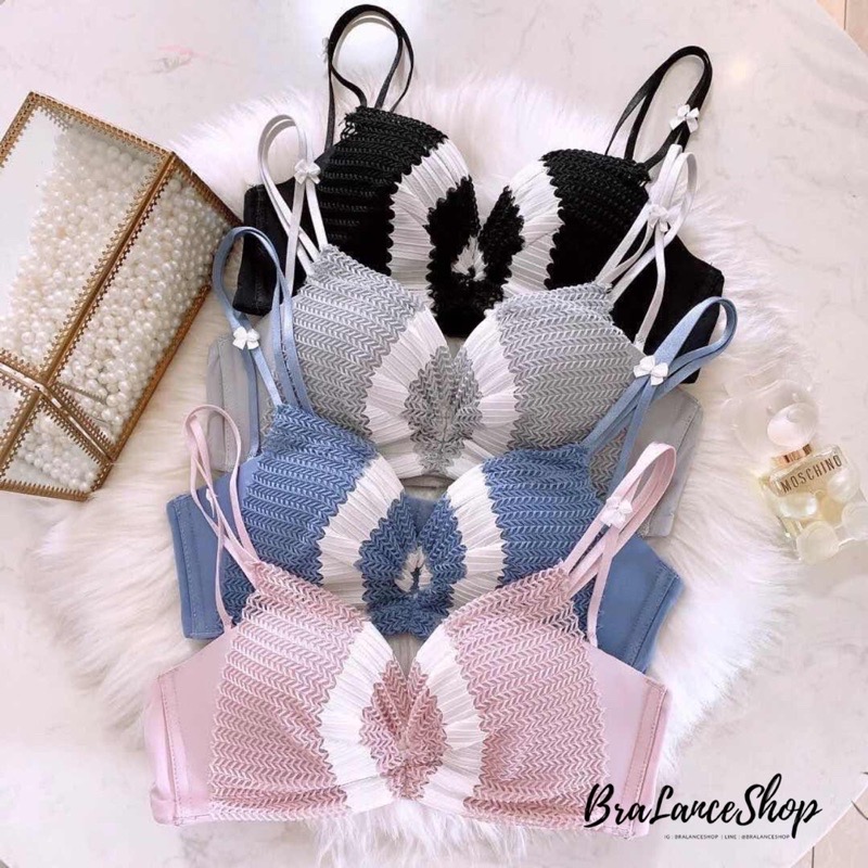 BLS✿6095 Setบรา+กกน. ชุดชั้นในลูกไม้ฉลุ ไร้ขอบ