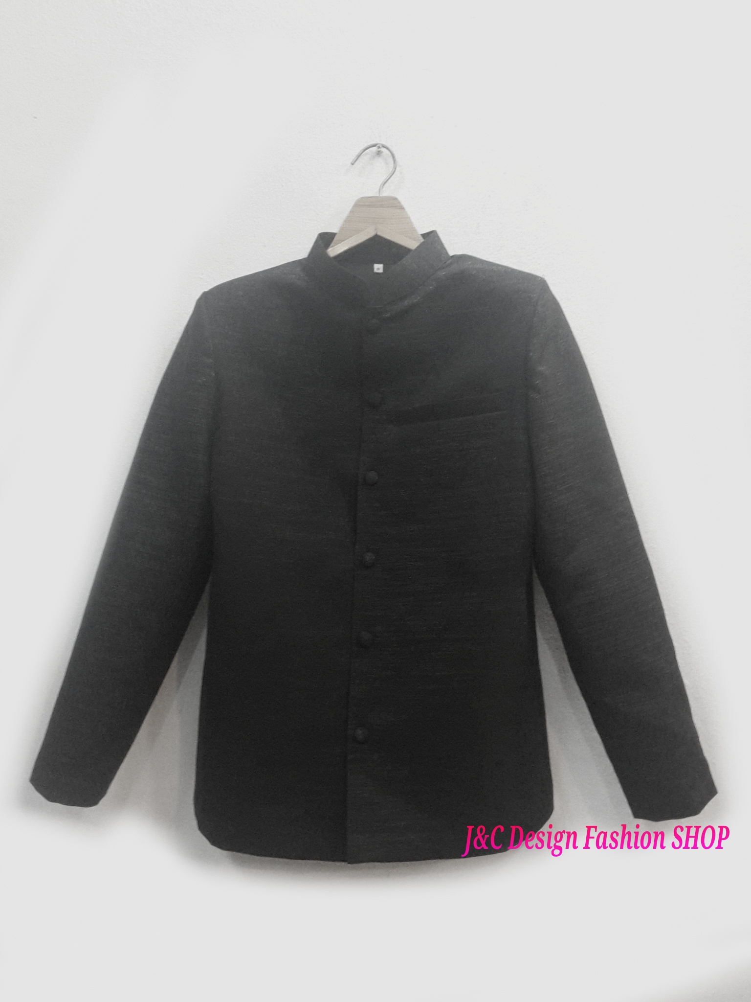 เสื้อสูทชายไหมชายคอพระราชทานสีดำ เสื้อสูทชายคอพระราชทานไหมแกมฝ้ายสีดำ สูทผ้าไทยชายสีดำ สูทผ้าไหมชายสีดำ