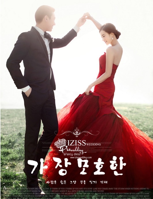 PW426- **พร้อมส่งทั้งเซ็ท**ชุดคู่ถ่ายพรีเวดดิ้ง (prewedding dress) & ชุดแต่งงานแฟนซี (Fancy wedding dress)ชายหญิง "ธีมสีแดง-ดำ"