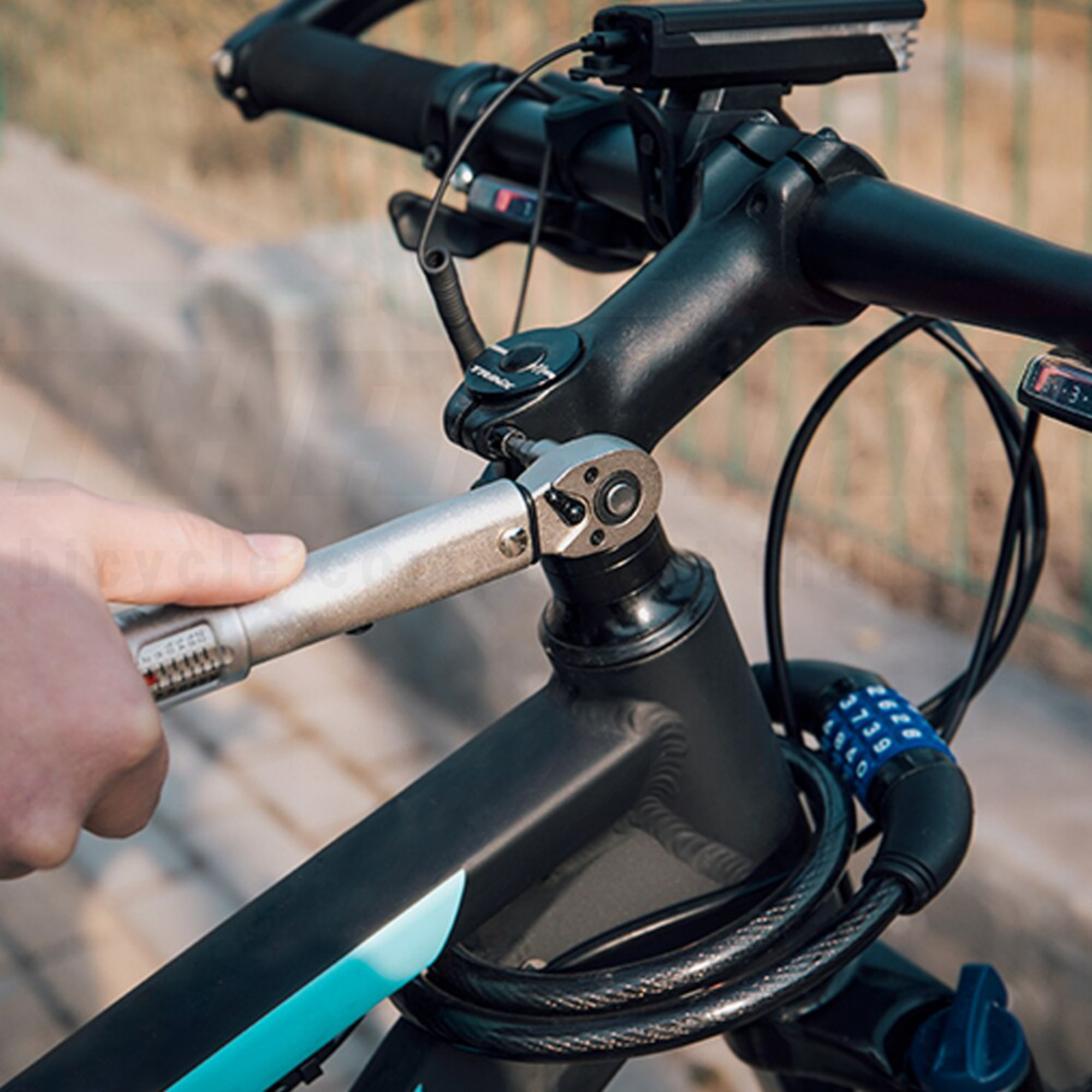 ประแจปอนด์ BIKE HAND YC-6172ST ครื่องมือซ่อมจักรยานชุดเครื่องมือชุดซ่อมจักรยาน