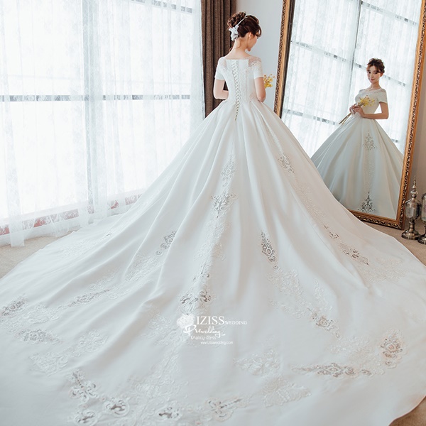 BR351 **พรีออเดอร์**ชุดแต่งงาน&ชุดเจ้าสาวแบบยาวอลังการ สีขาวเกรดพรีเมี่ยม หรูหราน่ารัก สวยโดดเด่นไม่ซ้ำใคร