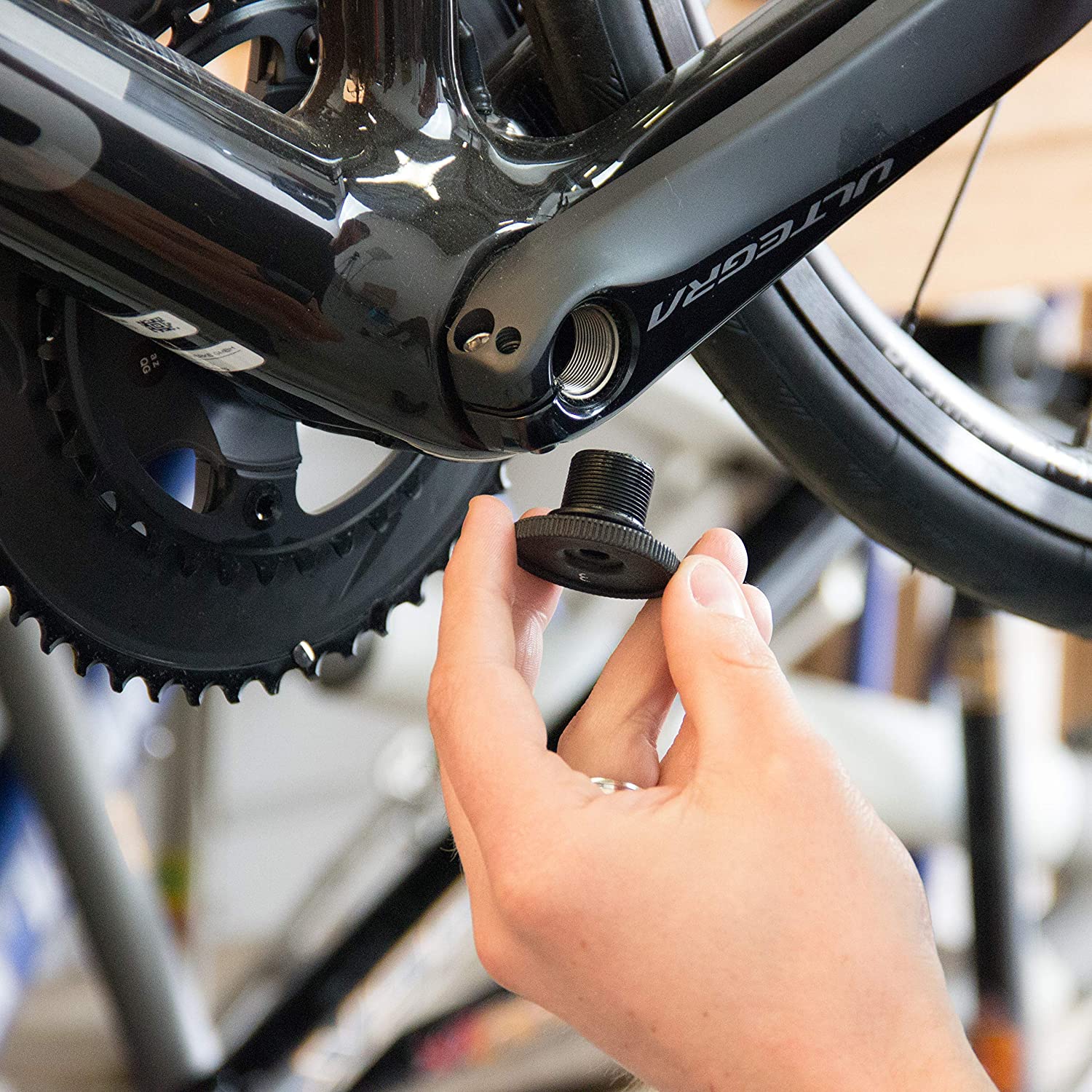 ตัวถอดกะโหลกพร้อมฝาปิด BBB Cycling | Bracket Grip Bracket Tool for Bikes | BTL-27L