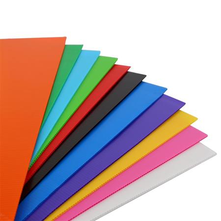 ฟิวเจอร์บอร์ด หนา 3 มิลคละสี 61x65 ซม.(40 แผ่น)