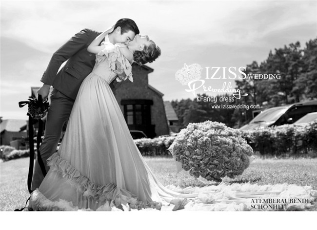 PW229 - Pre order ชุดคู่ถ่ายพรีเวดดิ้ง (prewedding dress) & ชุดแต่งงานแฟนซี (Fancy wedding dress)ชายหญิง "ธีมสีม่วง"