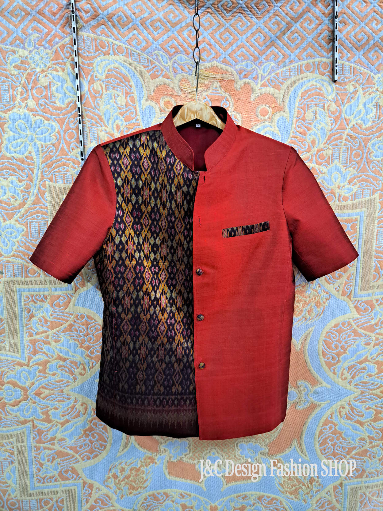 เสื้อสูทชายไหมแท้มัดหมี่ทอมือสีน้ำเงิน เสื้อสูทชายไหมแท้ สูทผ้าไทยชาย ซาฟารีผ้าไทยชาย สูทผ้าไหมสีน้ำเงิน