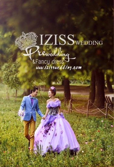PW074 - **เลิกผลิตค่ะ** ชุดคู่ถ่ายพรีเวดดิ้ง (prewedding dress) & ชุดแต่งงานแฟนซี (Fancy wedding dress)ชายหญิง "ธีมสีม่วง-ฟ้า"