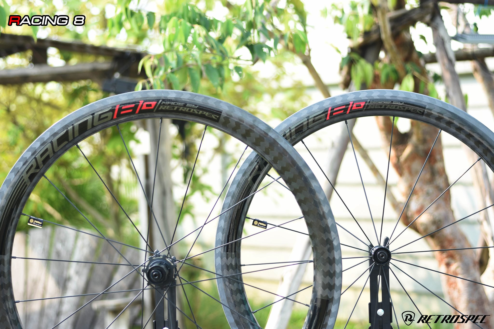 ล้อจักรยานเสือหมอบคาร์บอน Retrospec รุ่น Racing 8 Carbon T800 ลาย Carbon 12k ทแยง