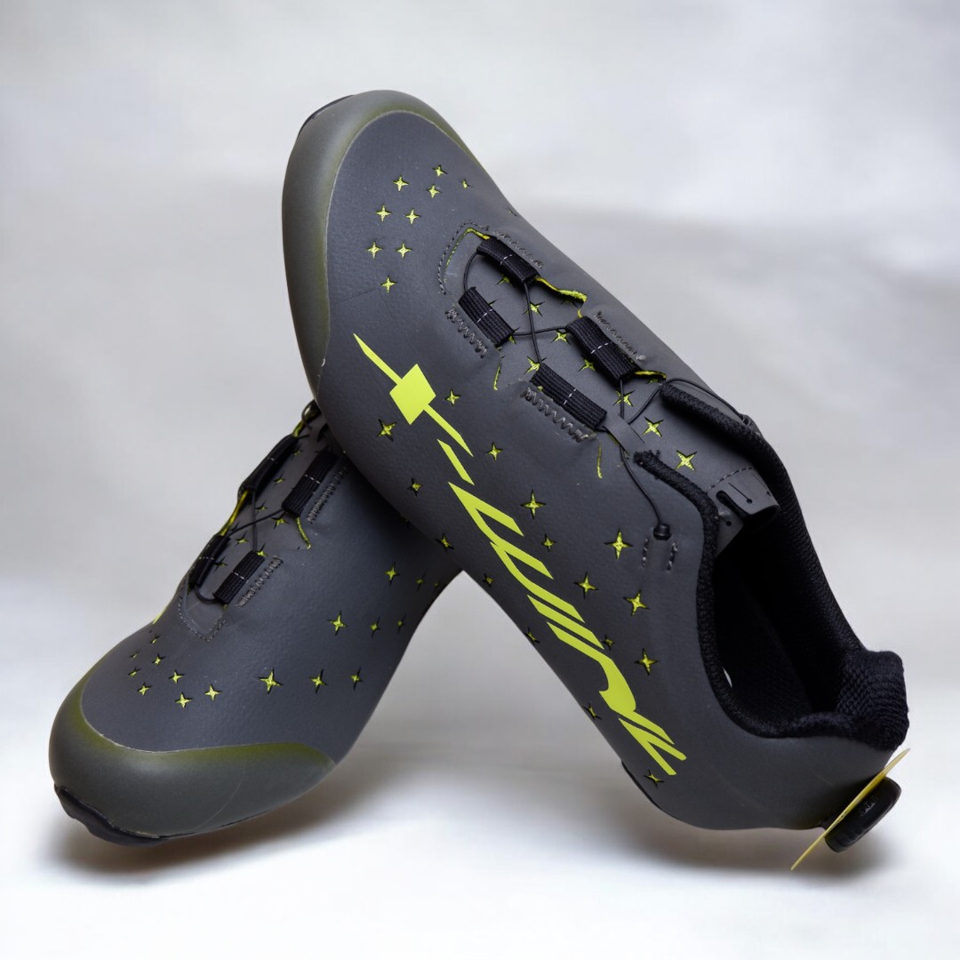 รองเท้าจักรยานเสือหมอบพื้นคาร์บอน X-WIND รุ่น EXPERT Q PRO ROAD