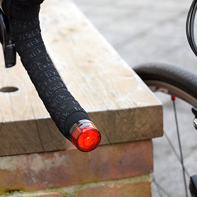 ไฟติดปลายแฮนด์จักรยาน CATEYE LOOP 2 SL-LD140-R-BE