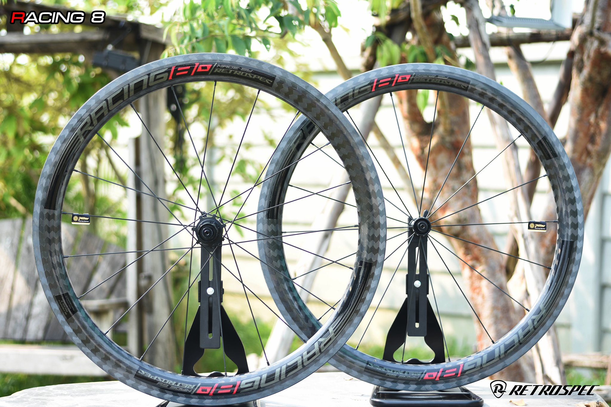 ล้อจักรยานเสือหมอบคาร์บอน Retrospec รุ่น Racing 8 Carbon T800 ลาย Carbon 12k ทแยง