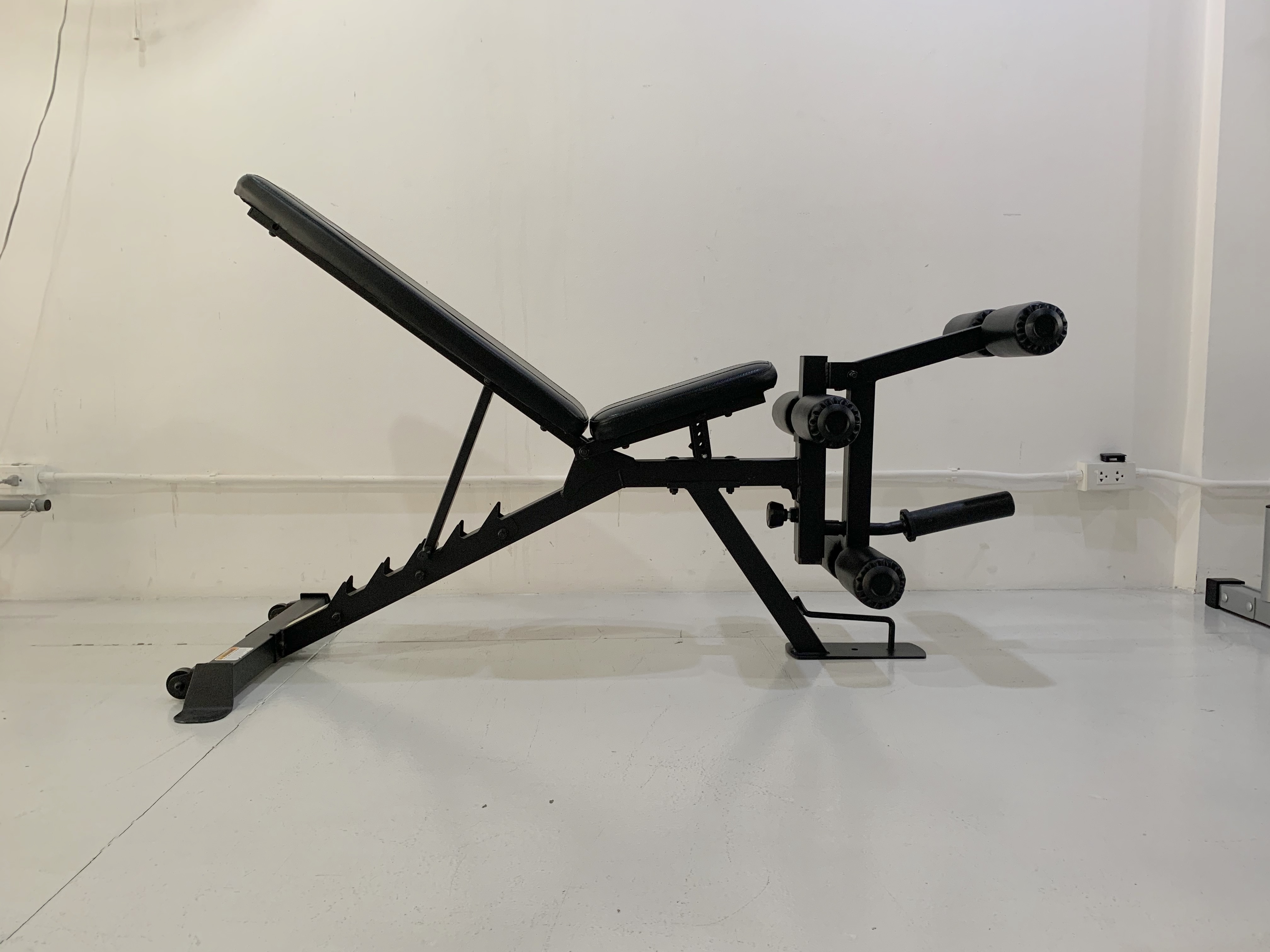 ม้าดัมเบลรุ่น 204