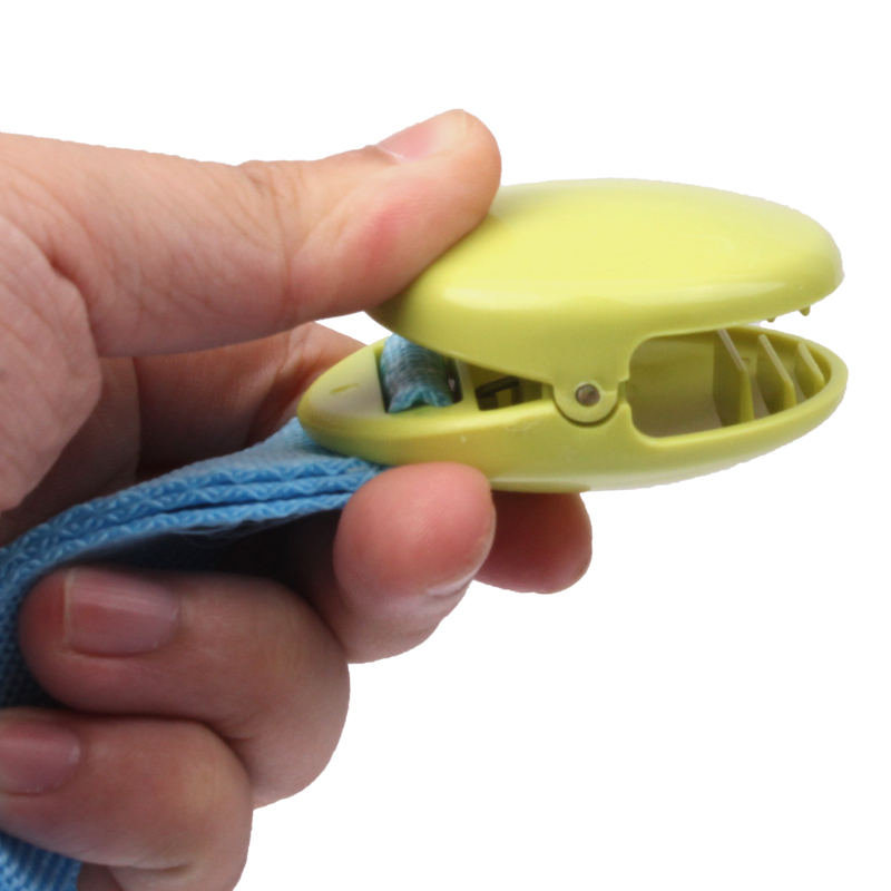 ++พร้อมส่ง++ คลิปหนีบผ้าห่ม ผ้าอ้อม ของเล่น ของเล่นติดรถเข็น ติดเตียง สินค้า 1 แพ็ค มี 2 อัน กรุณาเลือกสีข้างล่างนะคะ