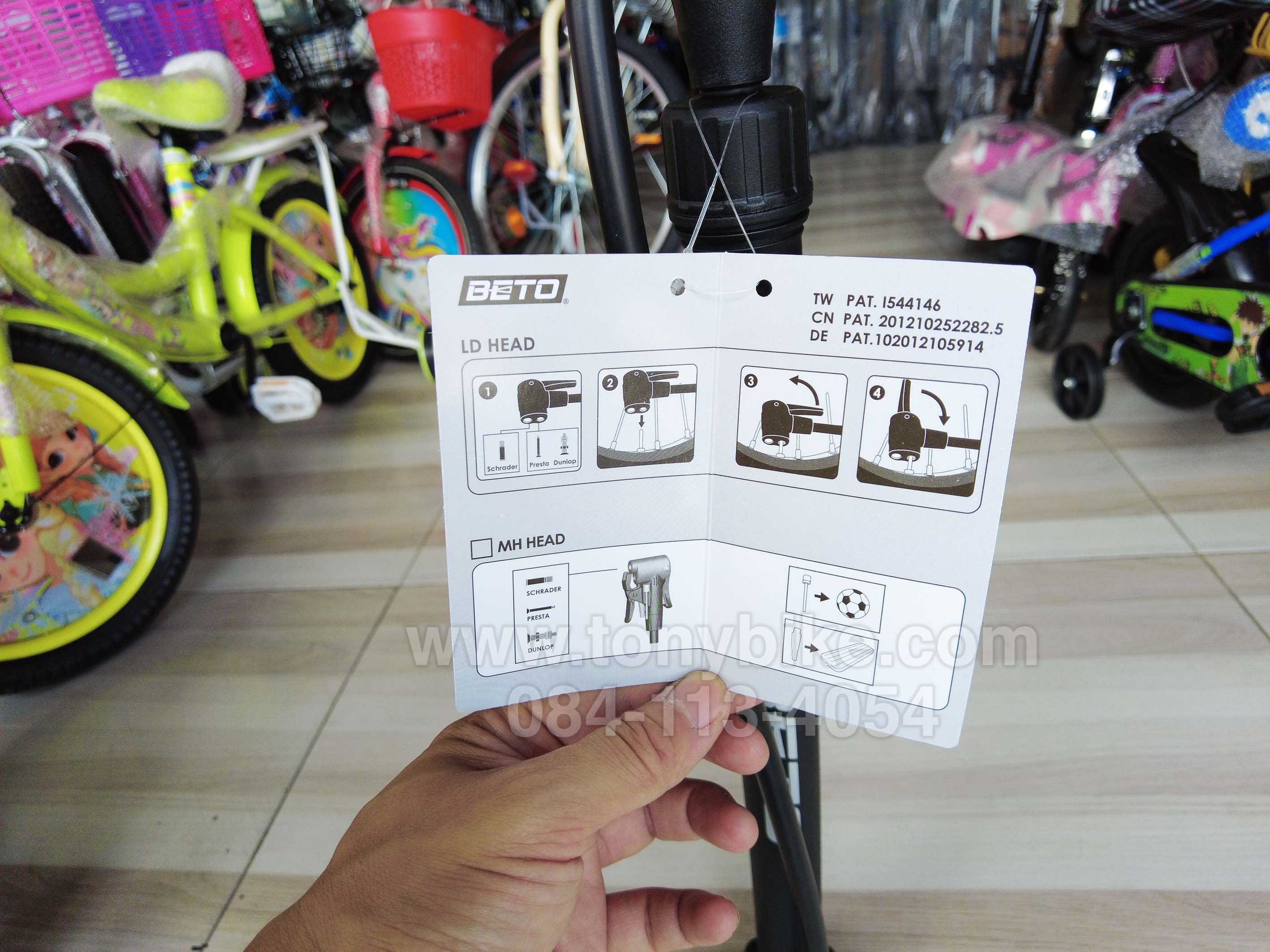 ที่สูบลมจักรยาน รุ่น CMP-114P กระบอกไฟเบอร์ ไม่มีเกจวัดแรงดัน (3 หัวสูบ A/V, F/V, D/V) 160 psi. 11 Bar