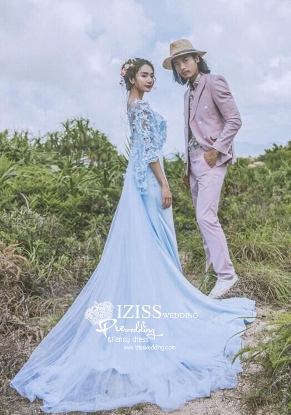 PW561-**พร้อมส่งเฉพาะชุดผญ.ค่ะ**ชุดคู่ถ่ายพรีเวดดิ้ง (prewedding dress) & ชุดแต่งงานแฟนซี (Fancy wedding dress)ชายหญิง "ธีมสีฟ้า"