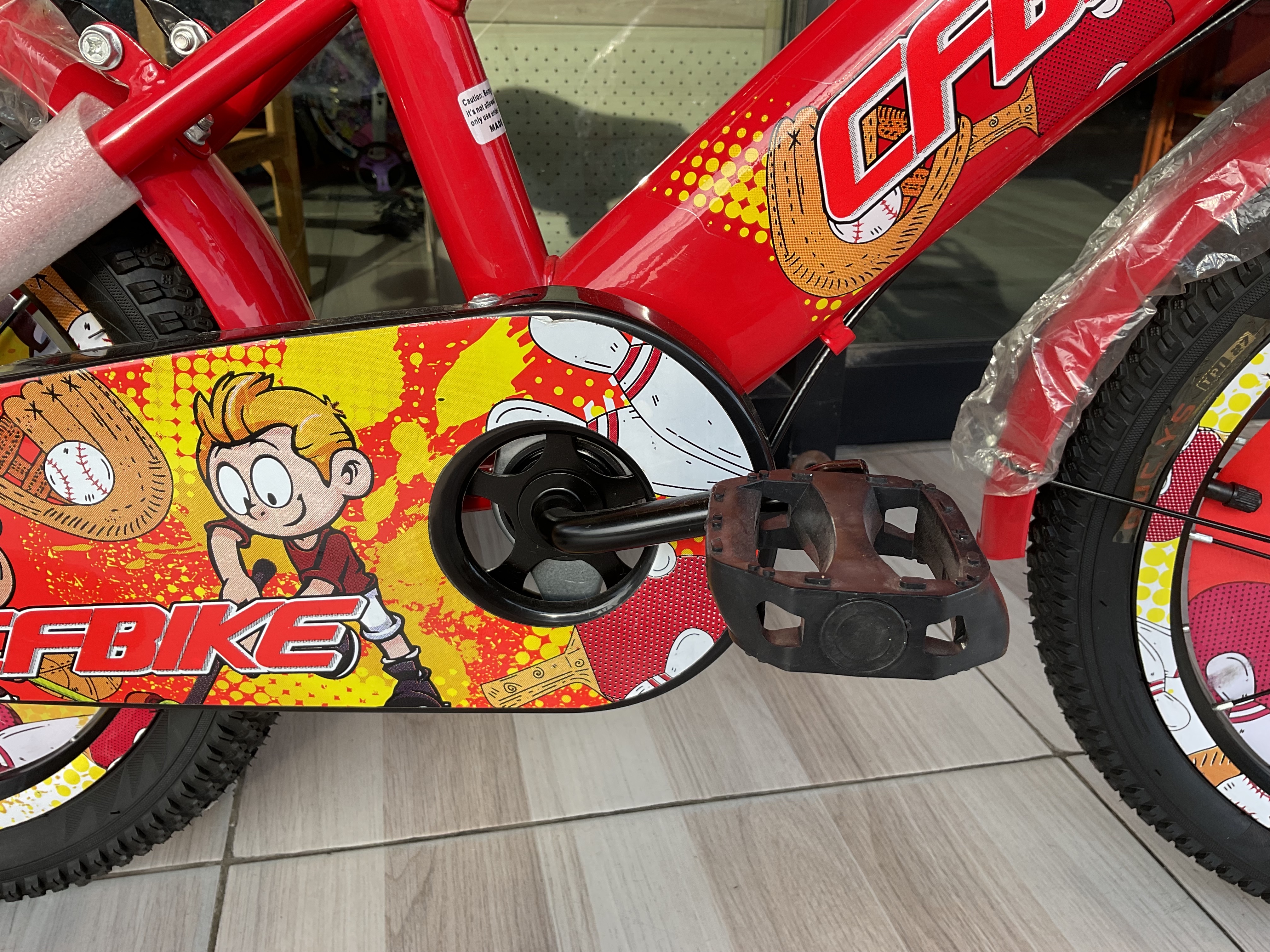 จักรยานเด็ก 16 นิ้ว CFBike สีแดง