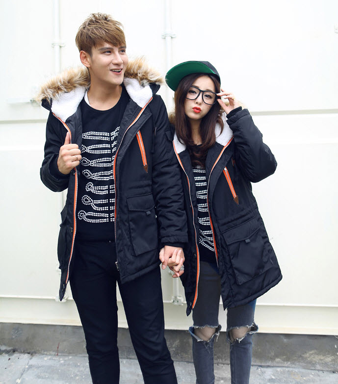 เสื้อกันหนาวแฟชั่นนำเข้า เสื้อโค้ท พร้อมส่ง สีดำ ตัวยาว แขนจั๊ม มีฮู้ดแต่งขนสัตว์เทียม ใส่ไปต่างประเทศได้