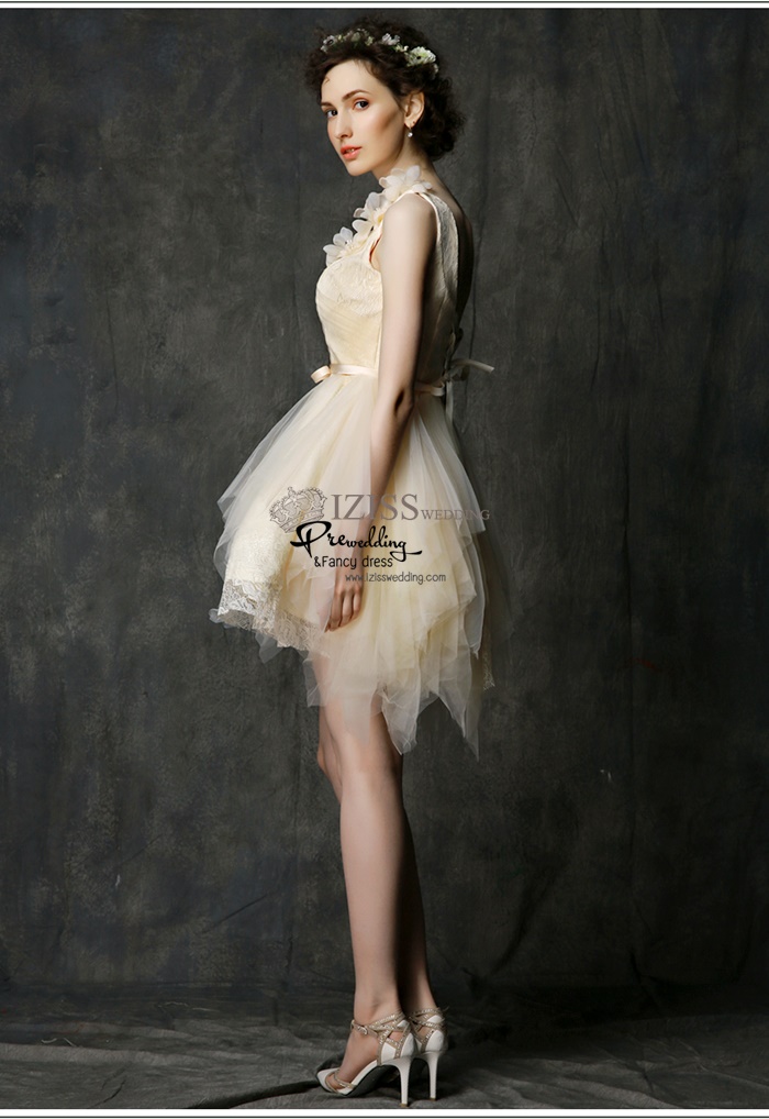 ฺBM0111 - พรีออเดอร์ ชุดเพื่อนเจ้าสาวราตรีสั้นสีครีม น่ารักมากๆค่ะ