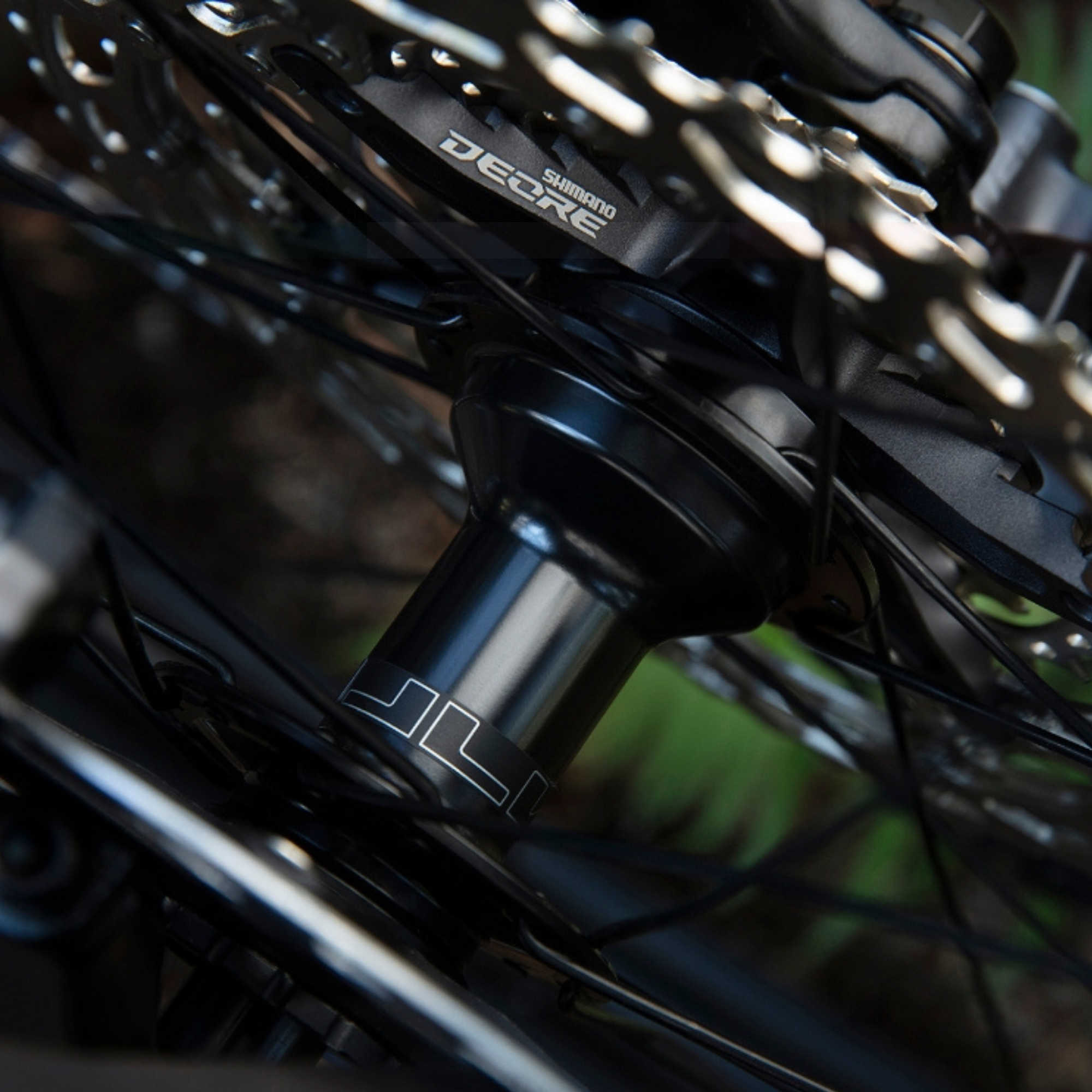 ชุดล้อจักรยานเสือภูเขา SHIMANO 27.5/29 Tubeless Wheel Thru Axle WH-MT601