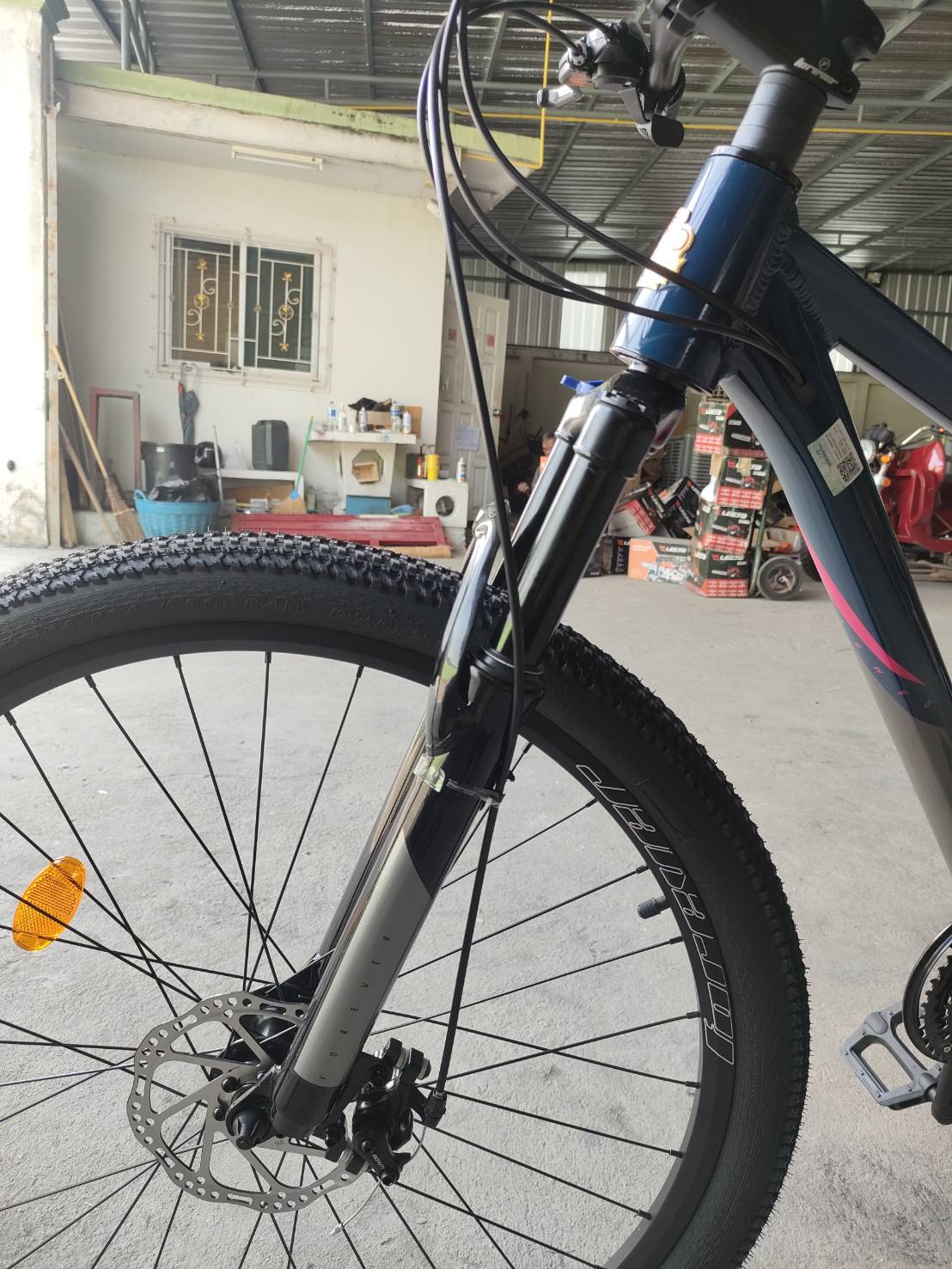 FOREVER จักรยานเสือภูเขา เฟรมอลูมิเนียม ล้อ 27.5" เกียร์ Shimano 24 สปีด ดิสเบรก แกนปลดเร็วหน้า-หลัง