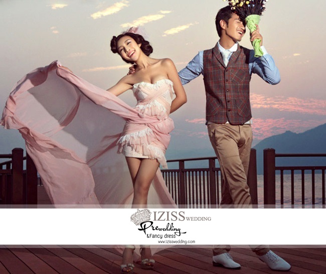 PW029 - **เลิกผลิตค่ะ** ชุดคู่ถ่ายพรีเวดดิ้ง (prewedding dress) & ชุดแต่งงานแฟนซี (Fancy wedding dress)ชายหญิง "ธีมสีชมพู-น้ำตาล"