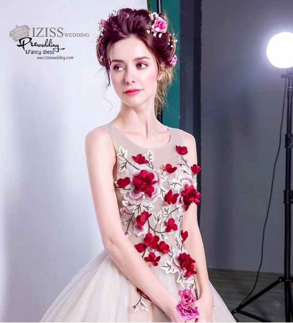 DL009 - **พรีออเดอร์** ชุดราตรี เดรสยาวออกงาน (Night party dresses) ชุดไปงานแต่งงานสวยๆ "ธีมครีมเทา"