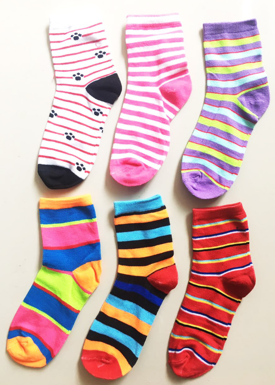 ถุงเท้าผู้หญิงลายขวาง (ข้อเท้า)