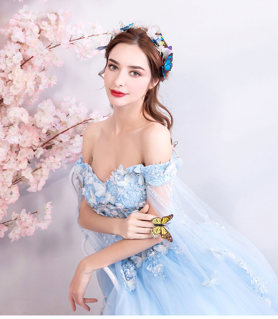 DL112 - **พรีออเดอร์** ชุดราตรี เดรสยาวออกงาน (Night party dresses) ชุดไปงานแต่งงานสวยๆ "ธีมสีฟ้าแต่งดอก 3D"