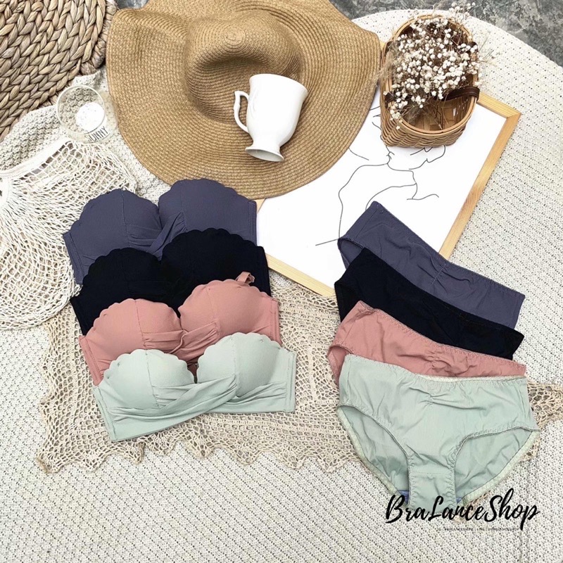 BLS✿1799 Setบรา+กกน. ชุดชั้นในแฟชั่น สไตล์ล๊อคกิ้งบรา เสริมแถบซิลิโคนล๊อคกันหลุด มีสายล๊อคหลังแถมฟรี
