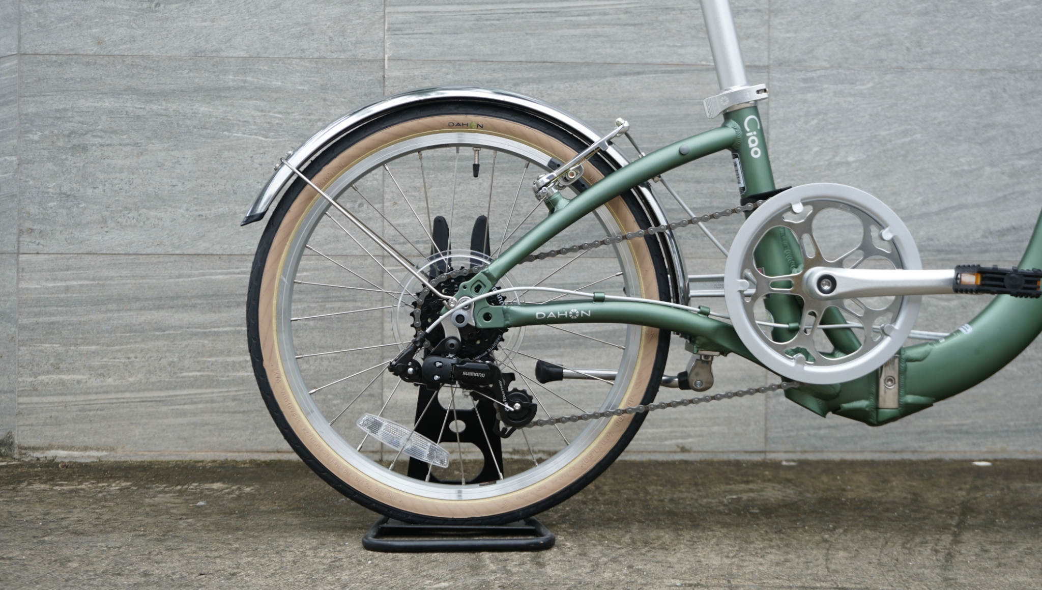 DAHON CIAO จักรยานพับได้ เฟรมโค้ง 7 สปีด