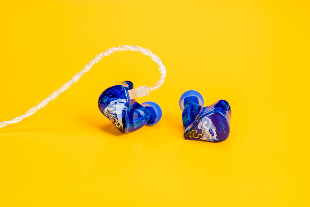 ขาย DUNU SA3 หูฟัง 3 ไดรเวอร์ (3BA) รองรับ Hi-Res