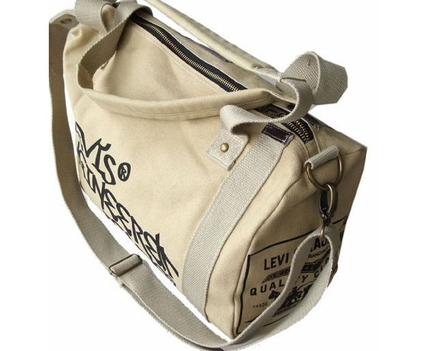 กระเป๋าแฟชั่น กระเป๋าถือ พร้อมส่ง สีครีม สะพายเป็นเป้ได้ เท่ห์ได้ทั้ง 2 แบบ