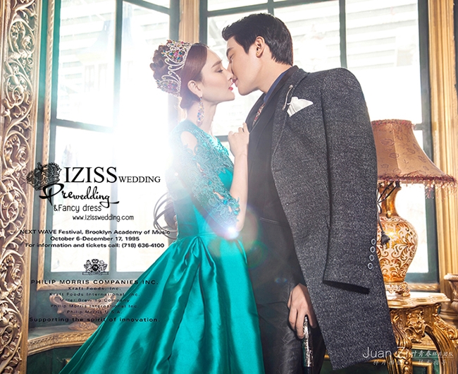 PW335- **พร้อมส่งเฉพาะชุดผญ.ค่ะ** ชุดคู่ถ่ายพรีเวดดิ้ง (prewedding dress) & ชุดแต่งงานแฟนซี (Fancy wedding dress)ชายหญิง "ธีมสีเขียวเข้ม"