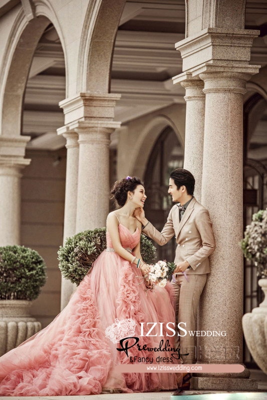 PW248 - **พร้อมส่งเฉพาะชุดผู้หญิง** ชุดคู่ถ่ายพรีเวดดิ้ง (prewedding dress) & ชุดแต่งงานแฟนซี (Fancy wedding dress)ชายหญิง "ธีมสีส้ม-น้ำตาล"