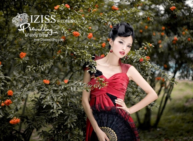 PW188 - Pre order ชุดคู่ถ่ายพรีเวดดิ้ง (prewedding dress) & ชุดแต่งงานแฟนซี (Fancy wedding dress)ชายหญิง "ธีมสีแดง-ดำ"