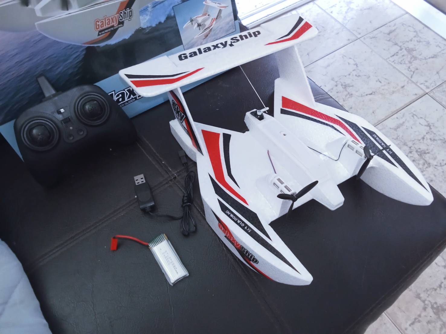 SkyShip 3 เครื่องบินบังคับน้ำ บก อากาศ