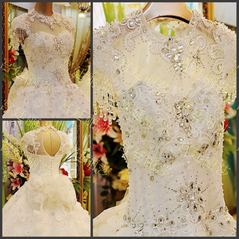 BRL047 **พรีออเดอร์**ชุดแต่งงานหรูหราประดับดอกไม้ผสมเพชรและคริสตัล สวยงามดุจเจ้าหญิง