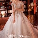 BRL001 **พรีออเดอร์**ชุดแต่งงานหรูหราประดับดอกไม้ผสมเพชรและคริสตัล สวยงามดุจเจ้าหญิง