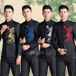 ST081 **พรีออเดอร์**สูทจีนผู้ชายสีดำแขนยาวปักลายมังกรสีทอง สีแดง สีน้ำเงิน สีเงิน ติดกระดุมสีทอง พร้อมกางเกงสีดำขาสอบ ชุดสูทเจ้าบ่าว สูทแฟนซี ถ่ายพรีเวดดิ้ง & ชุดแต่งงานแฟนซี (Fancy wedding dress) สูทผู้ชายสีดำ