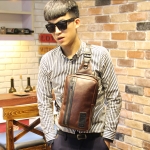 พร้อมส่ง กระเป๋าคาดอก หนัง PU สีน้ำตาลเข้ม มีของเก็บของเยอะ ใส่ของได้เยอะ สะพายข้าง สะพายไหล่ สายปรับได้