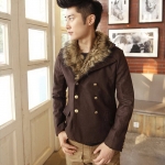 เสื้อกันหนาวแฟชั่นนำเข้า : เสื้อกันหนาวแฟชั่น พร้อมส่ง สีน้ำตาล ผ้านุ่ม กระดุมหน้า คอปกแต่งขนเฟลอ ใส่ไปต่างประเทศได้ ใส่แล้วอุ่นมากๆ