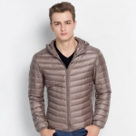 พร้อมส่ง ultra light down ขนเป็ด สีน้ำตาลเทา มีฮูด แจ็คเก็ตกันหนาว ตัวเบา แต่ให้ความอุ่นเหลือเชื่อ