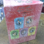 กล่องใส่หนังสือ ชุดสุดที่รัก ของมิรา