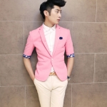 Pre-Order เสื้อสูทแฟชั่นผู้ชาย สีชมพู แขนสามส่วน กระดุมเม็ดเดียว มีซับใน แต่งกระเป๋า และคอปก แขนพับได้ แต่งลายขอบแขน ใส่ออกงานได้ ใส่ทำงานได้ ใส่เที่ยวได้