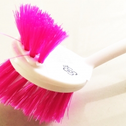 แปรงขัดส้วม 2 หัวอย่างดี ด้ามยาว 25.5 ซม.