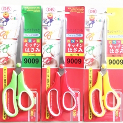 กรรไกรสีสดใหญ่ 9.5 นิ้วแผง 27 ซม.