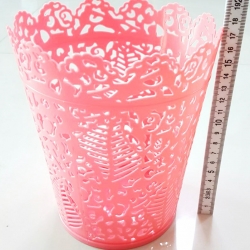 ตระกร้าใส่ของทรงสูง ลายฉลุ 17.5 ซม.