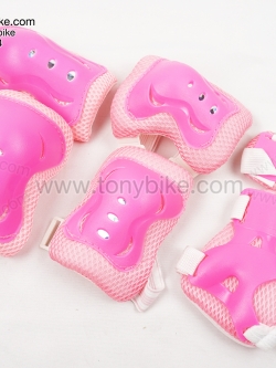 สนับเข่าเด็ก 6 ชิ้น สนับเข่า สนับศอก สนับมือ สีชมพู