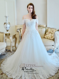 BRL054 **พรีออเดอร์**ชุดแต่งงานสีขาวหรูหราประดับดอกไม้ผสมเพชรและคริสตัล สวยงามดุจเจ้าหญิง