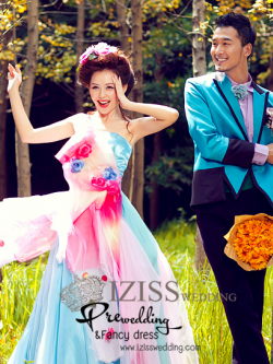 PW135 - Pre order ชุดคู่ถ่ายพรีเวดดิ้ง (prewedding dress) & ชุดแต่งงานแฟนซี (Fancy wedding dress)ชายหญิง "ธีมสีเขียว-ชมพู"