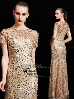 T010 **พรีออเดอร์เดรสชุดเลื่อมสีทอง**ชุดราตรียาวเลื่อมสีทองทั้งชุด แขนสั้น เล่นดีเทลซีทรูช่วงอกและแขน ตกแต่งเลื่อมสีทองหลายขนาด เข้ารูป สวยงามหรูหราไฮโซมากๆ ค่ะ